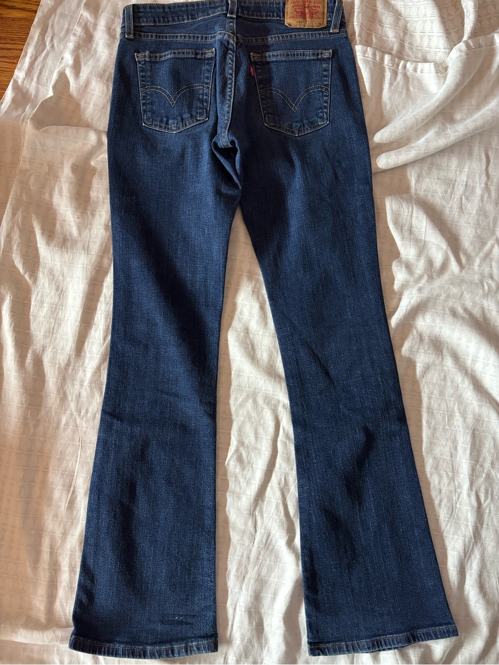 Y2K Lowrise Levi's 518 Straight Dark Blue Jeans with Signature Red Tab - Picture 5 of 6